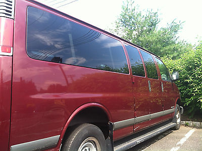 Chevrolet : Express 2500 12 passenger van for sale