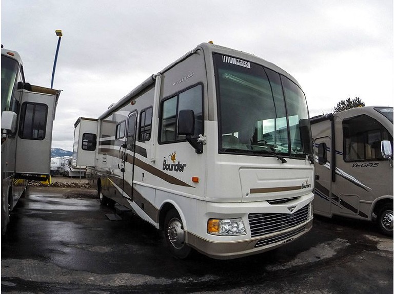 2006 Fleetwood Rv Bounder 32W