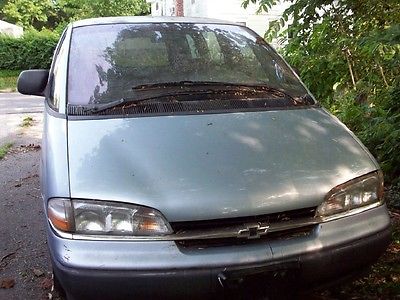 Chevrolet : Lumina 1994 chevy lumina apv mini van