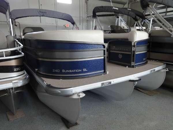 2013 PREMIER BOATS 240 Sunsation SL / NO ENGINE at this price