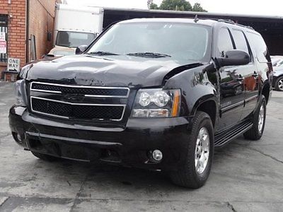 Chevrolet : Suburban LT 2013 chevrolet suburban lt damaged salvage loaded nice unit priced to sell l k