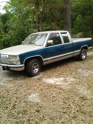 Chevrolet : C/K Pickup 1500 chrome Teal/Silver Extended Cab. Full bed with protective liner. Excellent condition