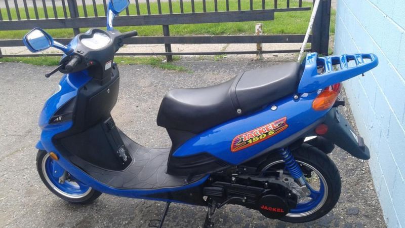 150cc Moped Excellent condition Low Miles!!!!