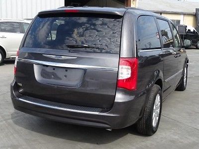 Chrysler : Town & Country Touring 2015 chrysler town country touring repairable fixable wrecked damaged project