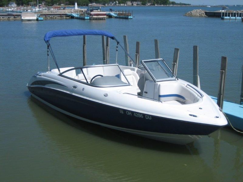 2005 Yamaha SX230 23'Jetboat