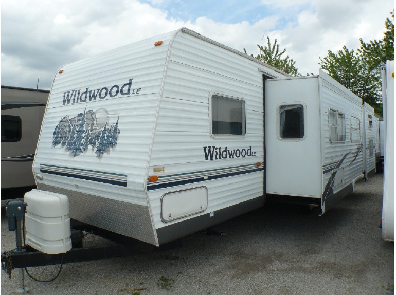 2006 Forest River Wildwood LE 30BHBS