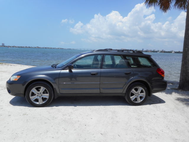 Subaru : Outback 5dr Wgn Manu One Florida Owned AWD Automatic LL Bean Navigation All power Cd Well Serviced