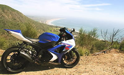 Suzuki : GSX-R 07 gsxr 1 k super street bike magazine build