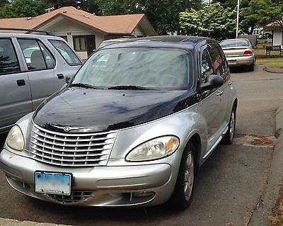 Chrysler : PT Cruiser Touring Edition Wagon 4-Door PT Cruiser With 61,000 miles Two tone Black & Silver