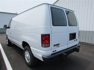 Ford : E-Series Van E-250 Commercial E-250 Commercial Low Miles Van Automatic 4.6L 8 Cyl WHITE