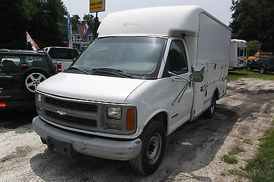 Chevrolet : Express 2001 Chevrolet Express 3500 Base Cutaway Van 5.7L  2001 chevrolet express 3500 base cutaway van 5.7 l v 8 work vehicle low reserve