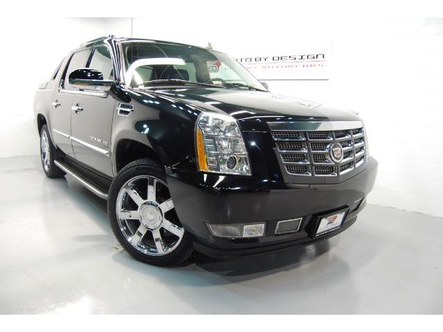 Cadillac : Escalade Luxury MUST SEE! 2010 Cadillac Escalade EXT AWD - LOADED WITH OPTIONS!
