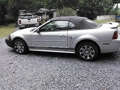 Ford : Mustang Base Convertible 2-Door 2003 ford mustang base convertible 2 door 3.8 l