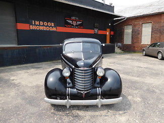 Oldsmobile : Other 2 DR 1937 black 2 dr all steel