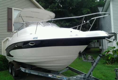 1997 Glastron 249 Sport Cruiser setup for Fishing with Outriggers & Rod Holders