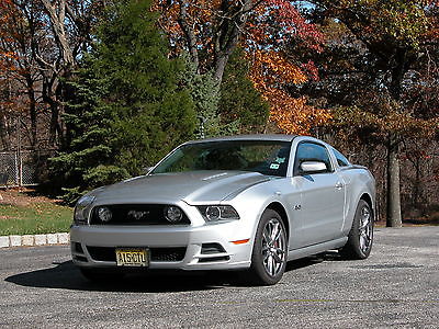 Ford : Mustang GT Coupe 2-Door 2013 ingot silver mustang gt with track pack