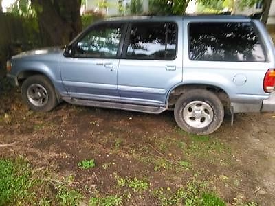 Ford : Explorer xlt motor runs 4.0L automatic trans out ,parting out or selling the whole thing ..
