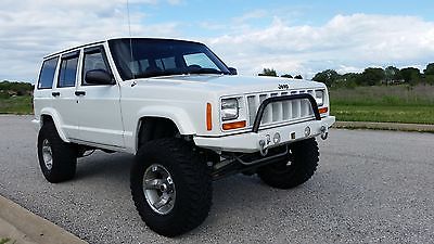 Jeep : Cherokee Classic Sport Utility 4-Door 1998 jeep cherokee xj 4 x 4 4 wd lifted only 83 k mi