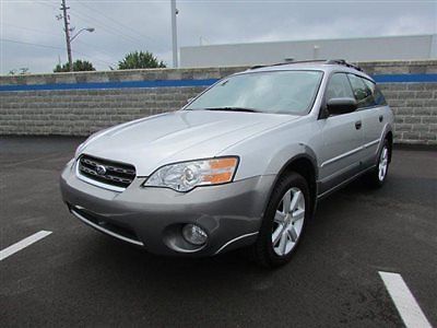 Subaru : Legacy 4dr H4 Automatic Outback Basic 4 dr h 4 automatic outback basic automatic gasoline 2.5 l 4 cyl silver