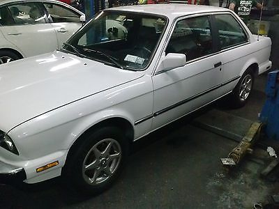 BMW : 3-Series Base Coupe 2-Door 1986 bmw 325 base coupe 2 door 2.7 l
