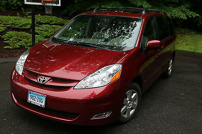 Toyota : Sienna XLE 2010 toyota sienna xle mini passenger van 5 door 3.5 l great condition extras