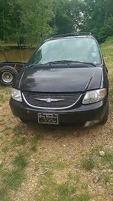 Chrysler : Town & Country limited 2004 chrysler town and country van wrecked
