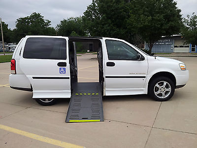 Chevrolet : Uplander LS 2008 chevy uplander wheelchair handicap accessible clean title manual ramp door