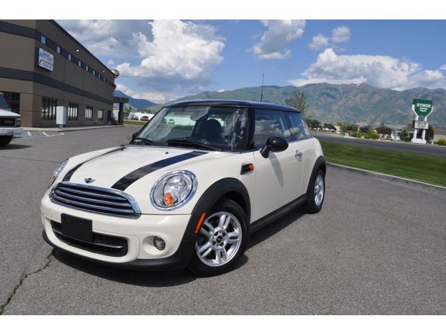 Mini : Cooper 2dr Cpe Great Small Car with Great Fuel Economy