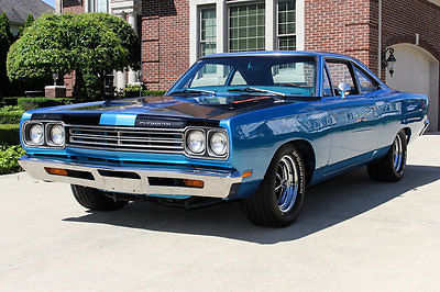 Plymouth : Road Runner Rotisserie Restored! Professionally Built 383ci V8, 727 Automatic, Low Mileage!