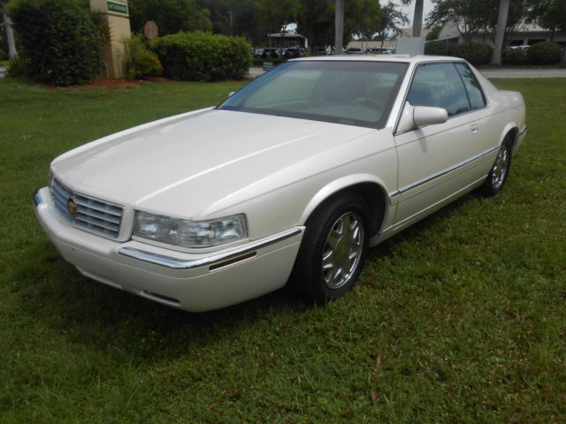 Cadillac : Eldorado 2dr Cpe ESC 2002 eldorado esc florida 2 owner low miles pearl white perfect carfax