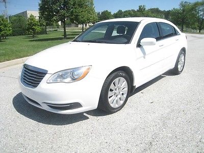 Chrysler : 200 Series 200 2012 chrysler 200 only 46 k miles one owner no accidents non smoker best deal