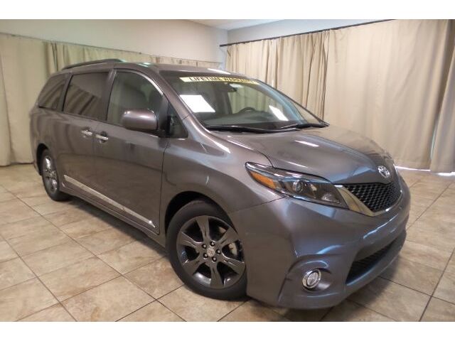 Toyota : Sienna SE NO RESERVE Toyota Sienna SE New 3.5L V6 Auto FWD Camera 8 Passenger Leather