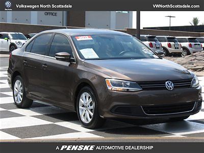 Volkswagen : Jetta 4dr Automatic SE w/Convenience/Sunroof PZEV 2.5 l se convenience sunroof certified warranty gas 6 speed automatic fuel saver