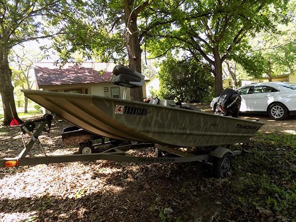 2010 14’ Bass Tracker Pro Bass Boat