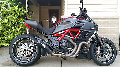 Ducati : Other 2011 ducati diavel carbon