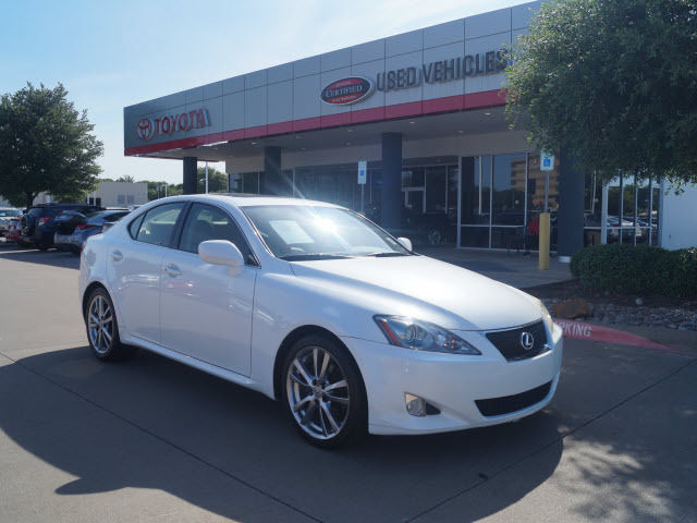 Lexus : IS Base Base 2.5L Crumple Zones Front And Rear Stability Control ABS Brakes (4-Wheel) 3