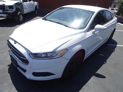 Ford : Fusion SE 2014 ford fusion se repairable salvage wrecked damaged fixable project save