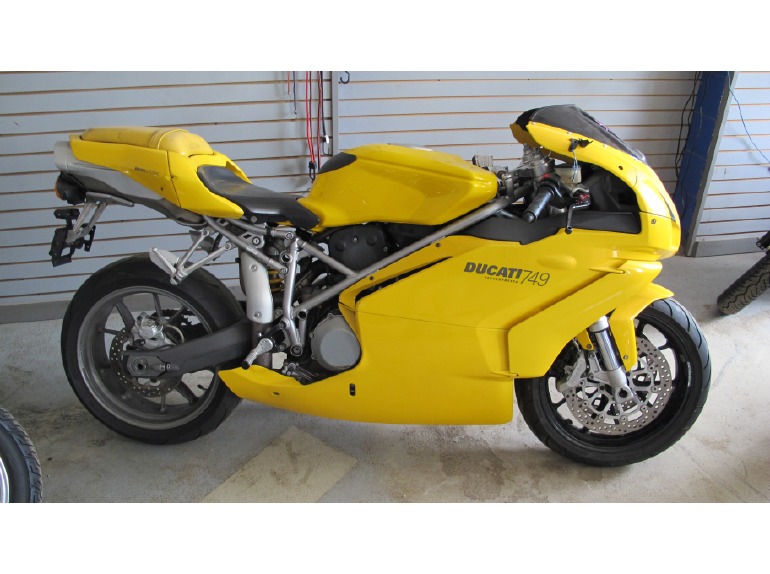2004 Ducati 749S BIP