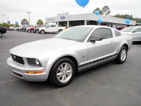 2009 FORD MUSTANG 2 DOOR COUPE