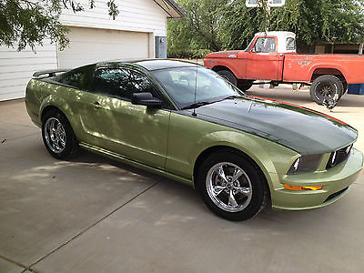 Ford : Mustang GT 2005 mustang gt