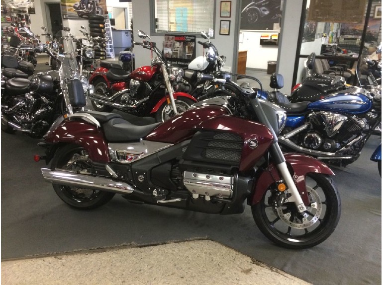 2014 Honda Gold Wing Valkyrie (GL1800C)