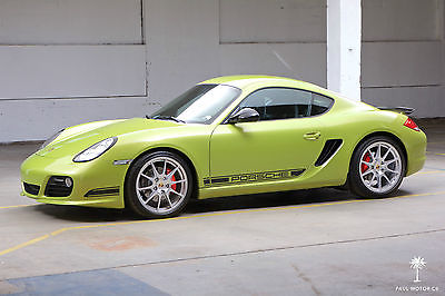 Porsche : Cayman R Cayman R / 4,697 miles / Peridot Metallic (Launch Color) / 6MT