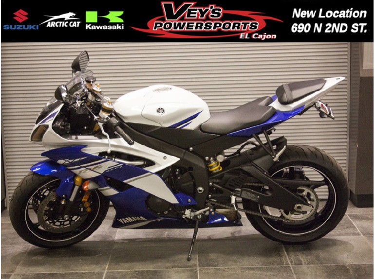 2014 Yamaha YZF-R6 Two-tone