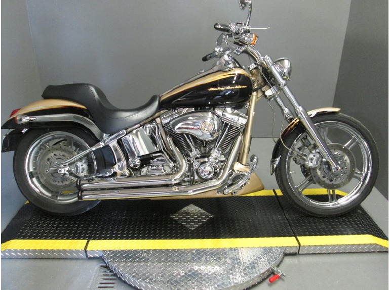 2003 Harley-Davidson FXSTDSE