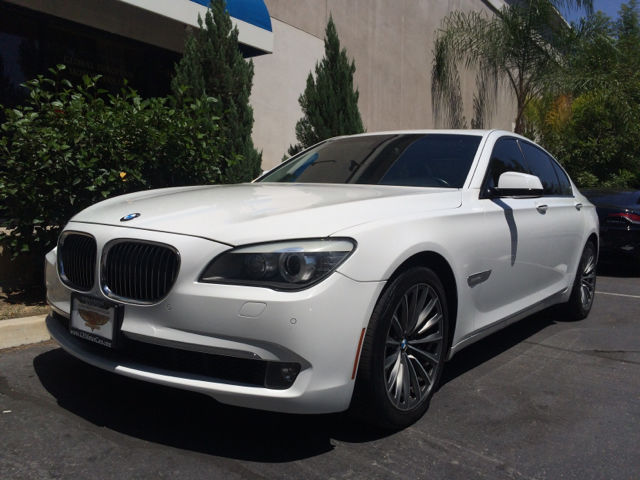 BMW : 7-Series 4dr Sdn 750i BEAUTIFUL WHITE BMW 750i, SPORT PKG. BEST COLOR COMBO, MUST SEE!