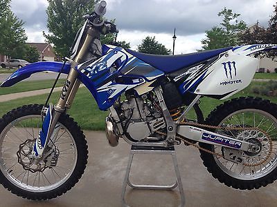 Yamaha : YZ 2007 yz 250 yz 250 two stroke excellent condition pro circuit