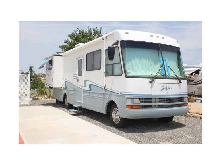 2001 National Sea View 8311