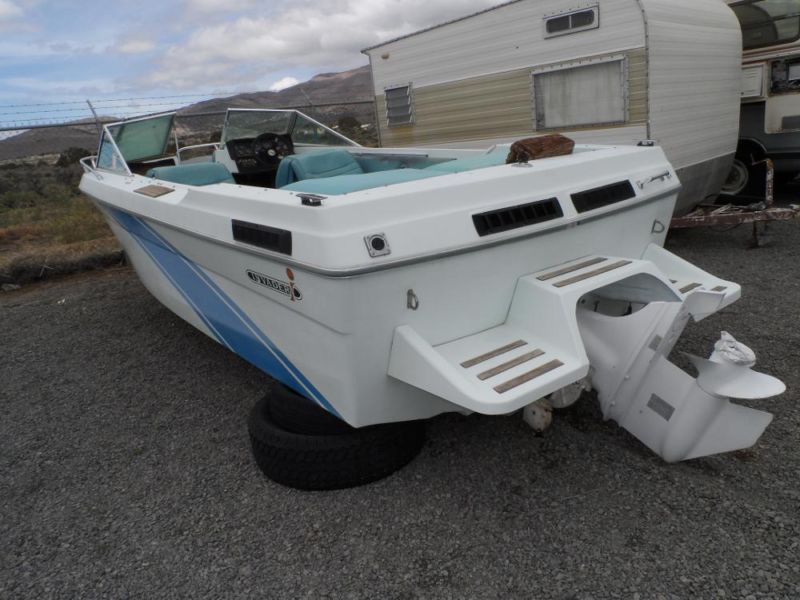 1979 Invader Boat No Trailer LOOK!! Great Project