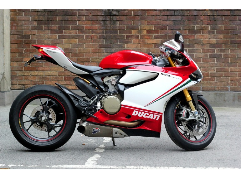 2012 Ducati Superbike S TRICOLORE