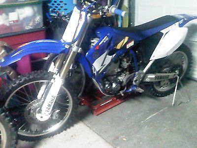Yamaha : YZ 2004 yamaha yz 450 f 4 stroke motocross dirt bike